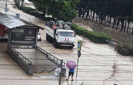 Повінь в окупованому Криму: одна людина загинула, одна постраждала, ще одна — зникла безвісти