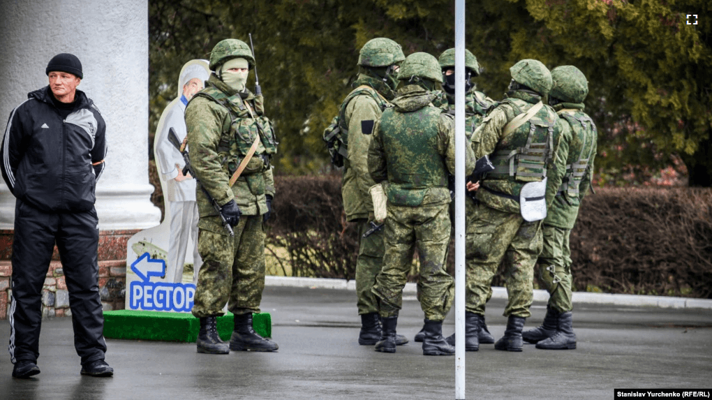 Допомагав окупувати частину: помічнику командира Керченського загону морської охорони повідомили підозру