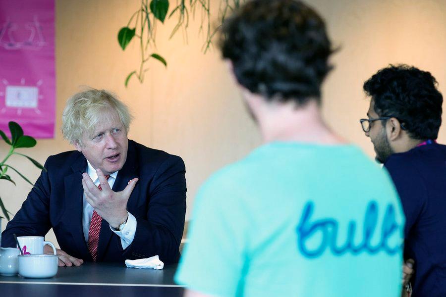 Борис Джонсон пішов на самоізоляцію після контакту з хворим на COVID-19