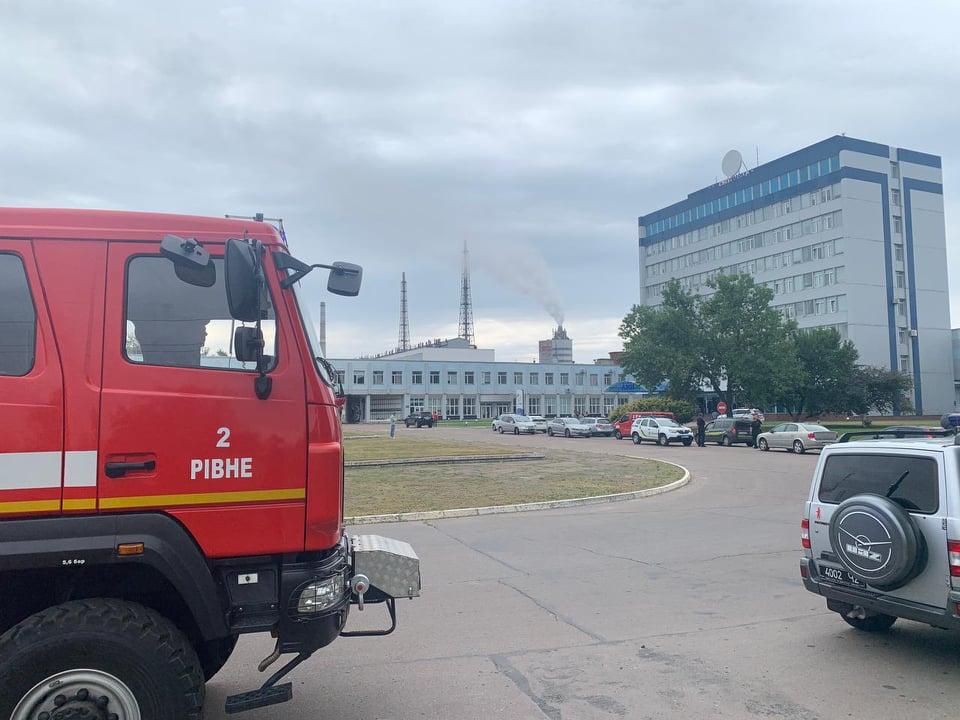 Аварія на «РівнеАзоті»: У ДСНС кажуть, що загрози населенню немає