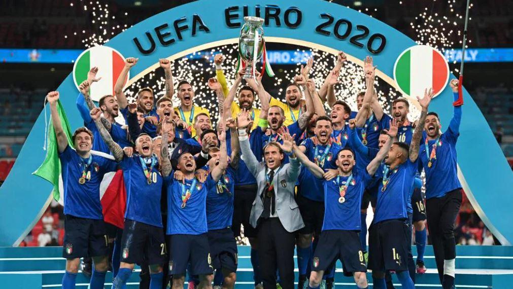 Чим запам'ятався, сподобався і розчарував Євро-2020? Інтерв'ю з Артемом Франковим