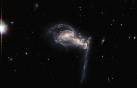 Телескоп Hubble сфотографував спіральну галактику у сузірʼї Овен