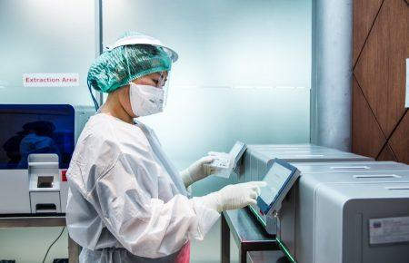 У МОЗ пояснили, чи можна бути донором крові після вакцинації проти COVID-19