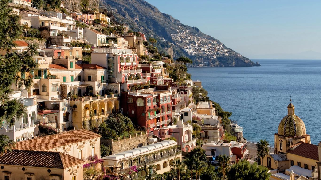 Самую надежную информацию для отпуска за границей берите на сайте МИД — Павел Григораш