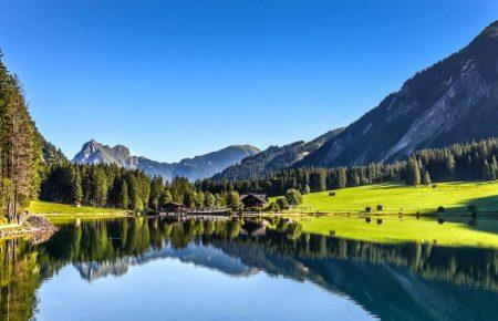 Австрія відкрилася для українців — Кулеба