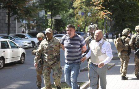 «Захват» Кабмина: полиция задержала вооруженного мужчину
