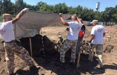 В Одесі на місці масових розстрілів НКВС знайшли шість нових ям із останками жертв (ФОТО)