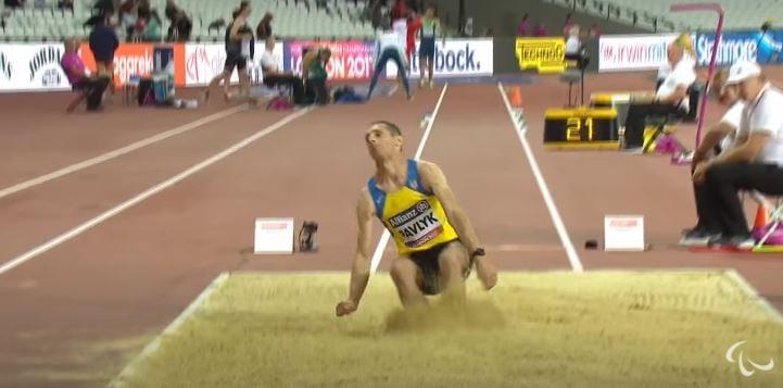 Легкоатлет Роман Павлик виборов 52-гу нагороду для України на Паралімпіаді-2020