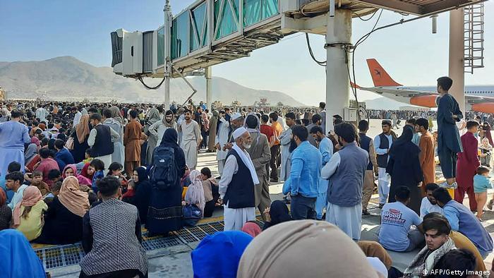 Із Кабула евакуювали вже 18 тисяч людей — Reuters