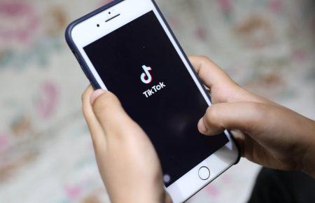 TikTok обійшов Facebook за популярністю — звіт Nikkei Asia