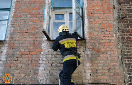 У Дніпрі стався вибух у житловому домі, двоє людей загинули (ВІДЕО)