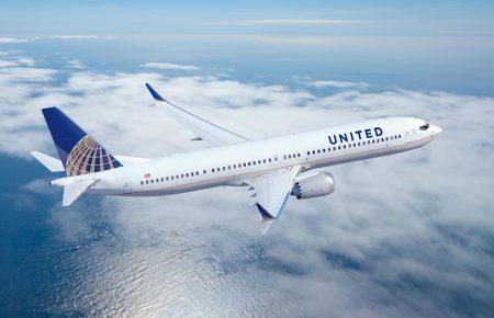 Авіалінії змінюють маршрути польотів, щоб оминути авіапростір над Афганістаном