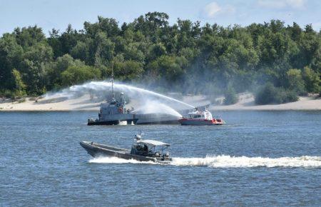 На Дніпрі та на аеродромі військові готуються до параду до Дня Незалежності (ВІДЕО)