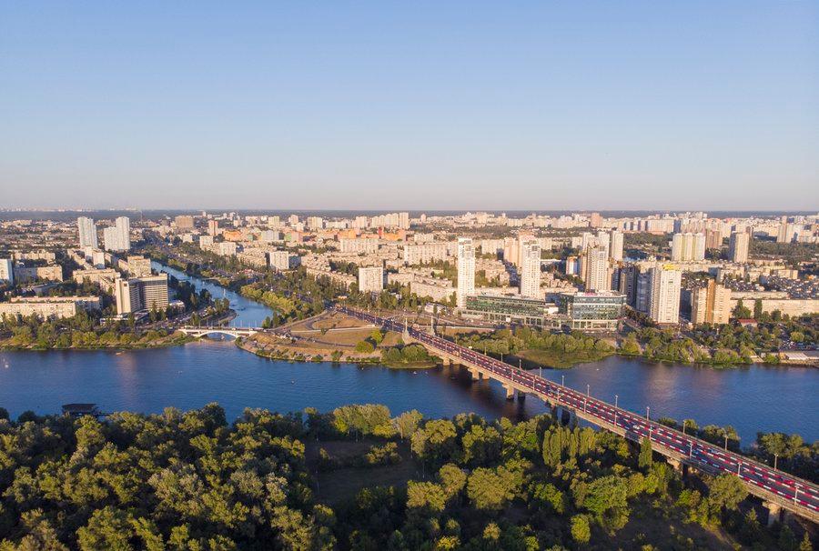 В центре Киева ограничат движение транспорта на три дня