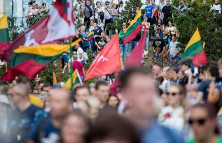 Протести під Сеймом Литви: сльозогінний газ та 26 затриманих