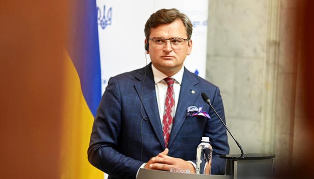 Ще близько 200 громадян України просять про евакуацію з Афганістану — Кулеба