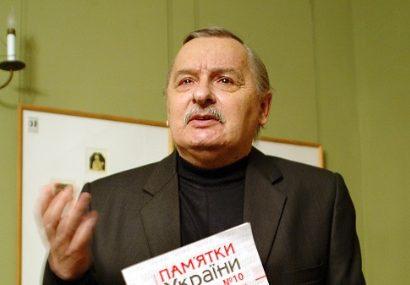 «Книга про Ярослава Стешенка — це щоденник інтелігента «Розстріляного відродження»: інтерв’ю з упорядником