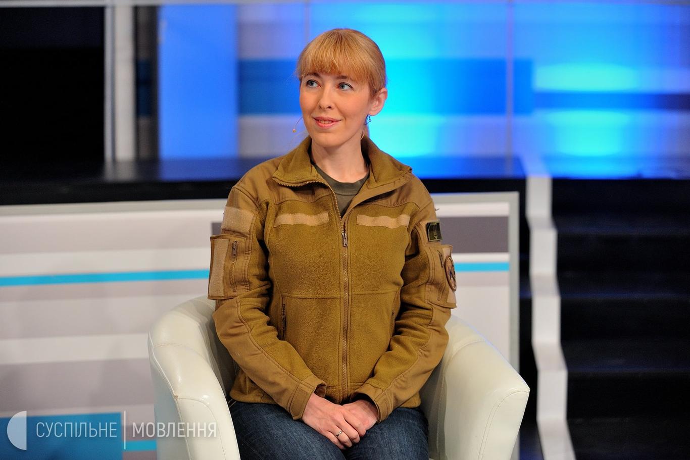 Коли мене у 2015 році вибухом викинуло з будівлі, я взяла зброю та 2 відеокамери — Олена Білозерська