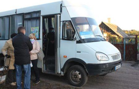 Соціальними автобусами вже користуються 47 прифронтових сіл — Каплін
