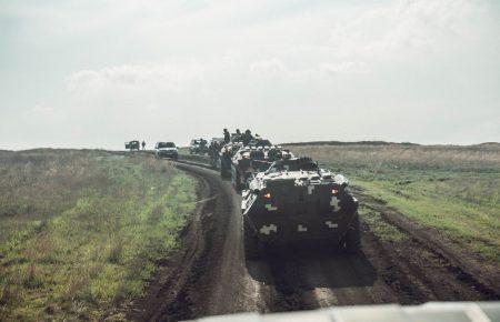 На Донбасі бойовики поранили українського військового