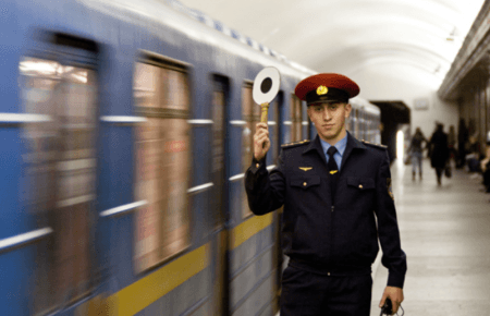 У Києві у ніч проти 20 жовтня подовжать роботу метро та деяких маршрутів