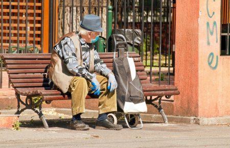 «Червона» зона офіційно встановлена у 15 областях: перелік