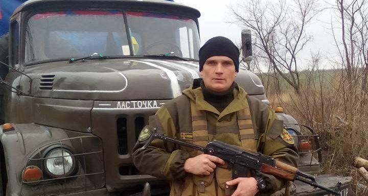 Бойовики на Донбасі 13 разів порушили «режим тиші», загинув десантник Олексій Стрижак