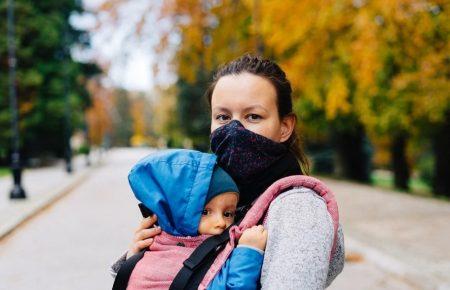 Смертність від коронавірусу — на найнижчому рівні з початку року всюди, крім Європи — ВООЗ