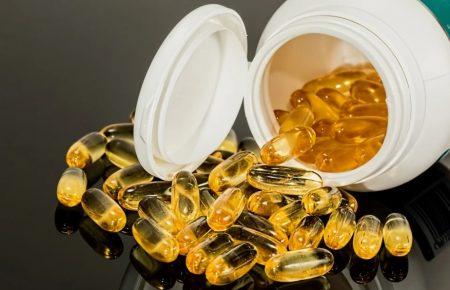 Компания Merck бесплатно поделится лицензией на свои таблетки от COVID-19