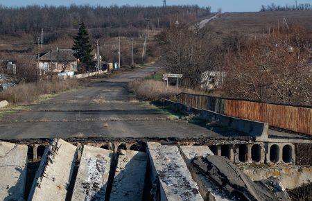 Жителі селища Старомар’ївка отримали вугілля для опалення: бойовики 1,5 місяця блокували доступ до села