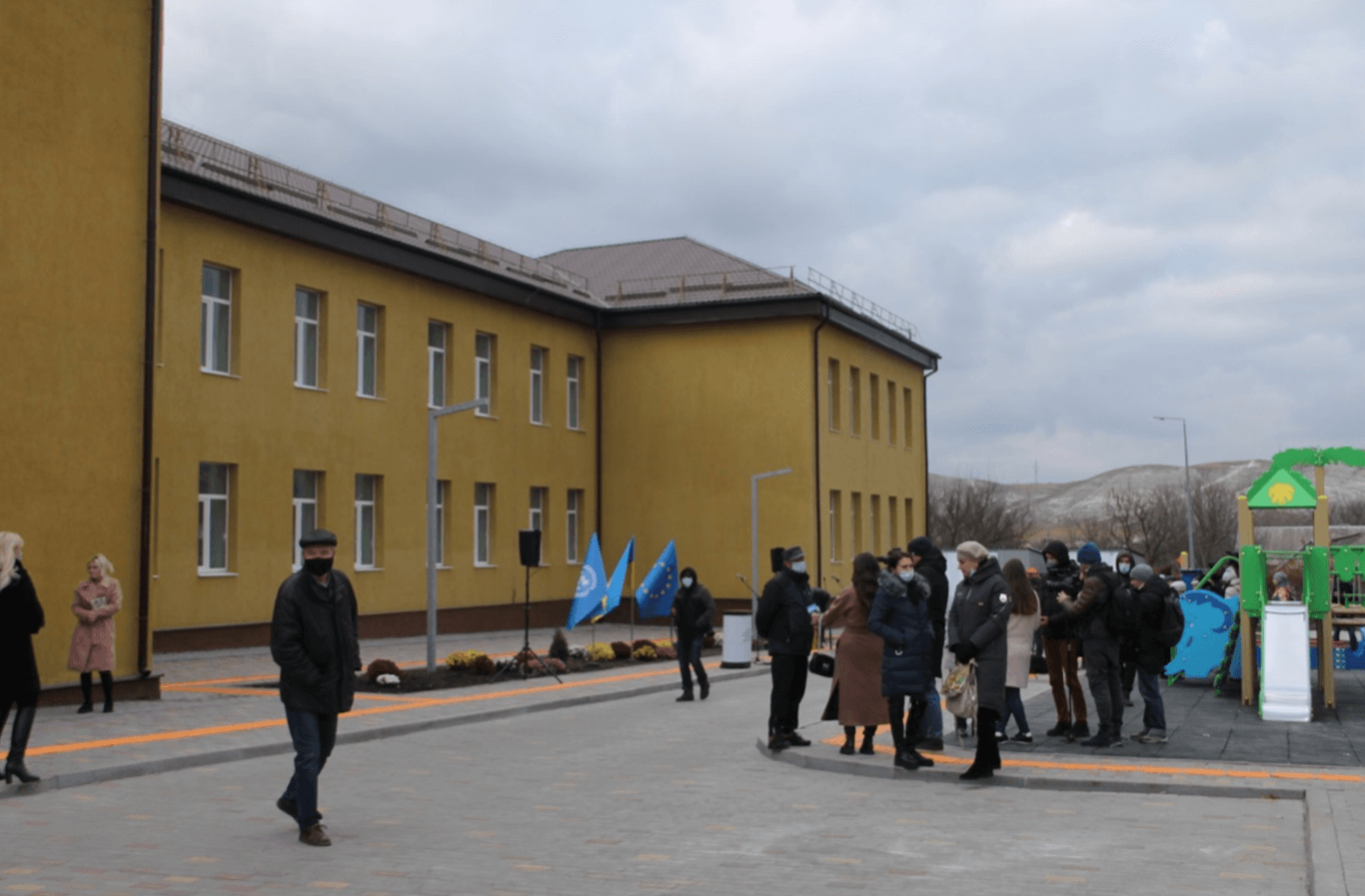 Перебрали всю чергу переселенців, щоб знайти 55 людей для нового гуртожитку в Краматорську — журналістка
