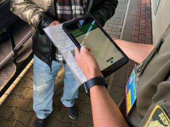 Как выявляют фальшивые COVID-сертификаты и какая ответственность угрожает тем, кто пользуется подделкой?