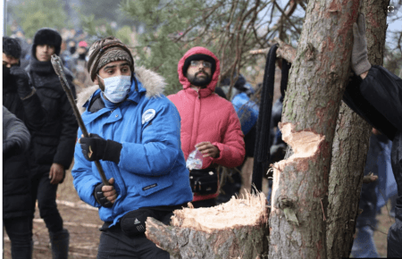 Поляки затримали групу мігрантів, які прорвали білоруський кордон