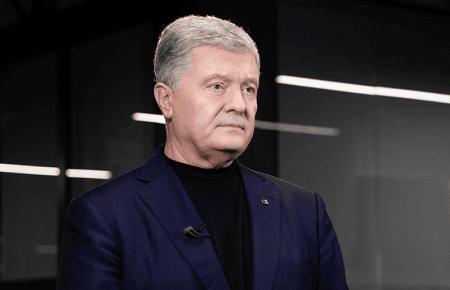 Порошенко виграв суд у Шарія, якого назвав «не українським журналістом», який «працює на Росію»