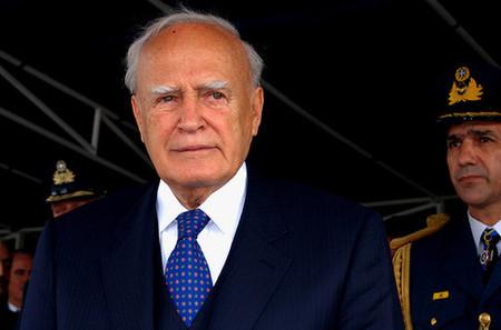 Помер експрезидент Греції