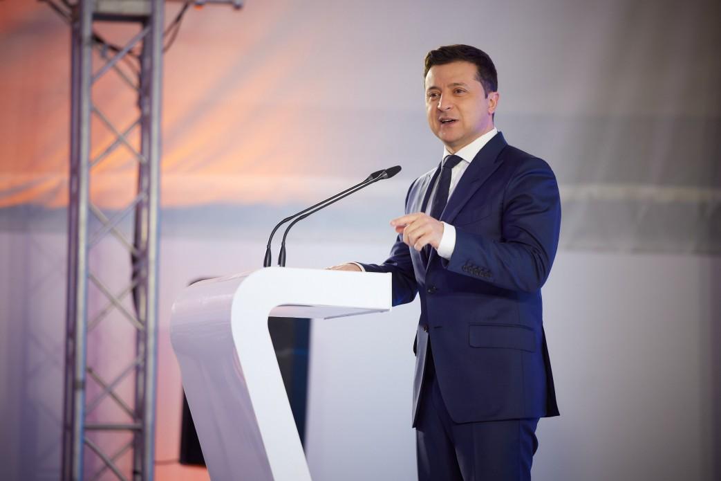 Только Зеленский, Шмыгаль и Кулеба могут выступать с заявлениями о внешней политике от Украины — указ