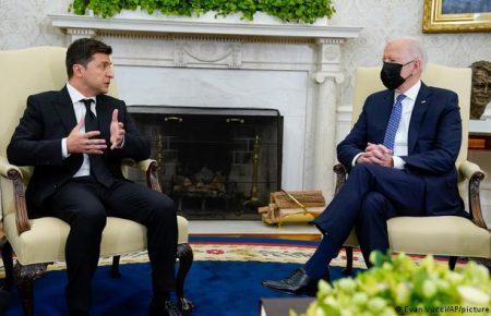 Байден будет говорить с Зеленским 9 декабря