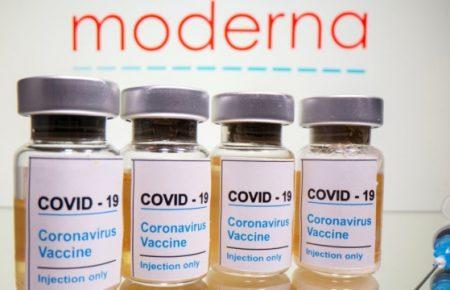 Спайковий білок у вакцинах насправді не токсичний і не накопичується в організмі — біологиня про фейк