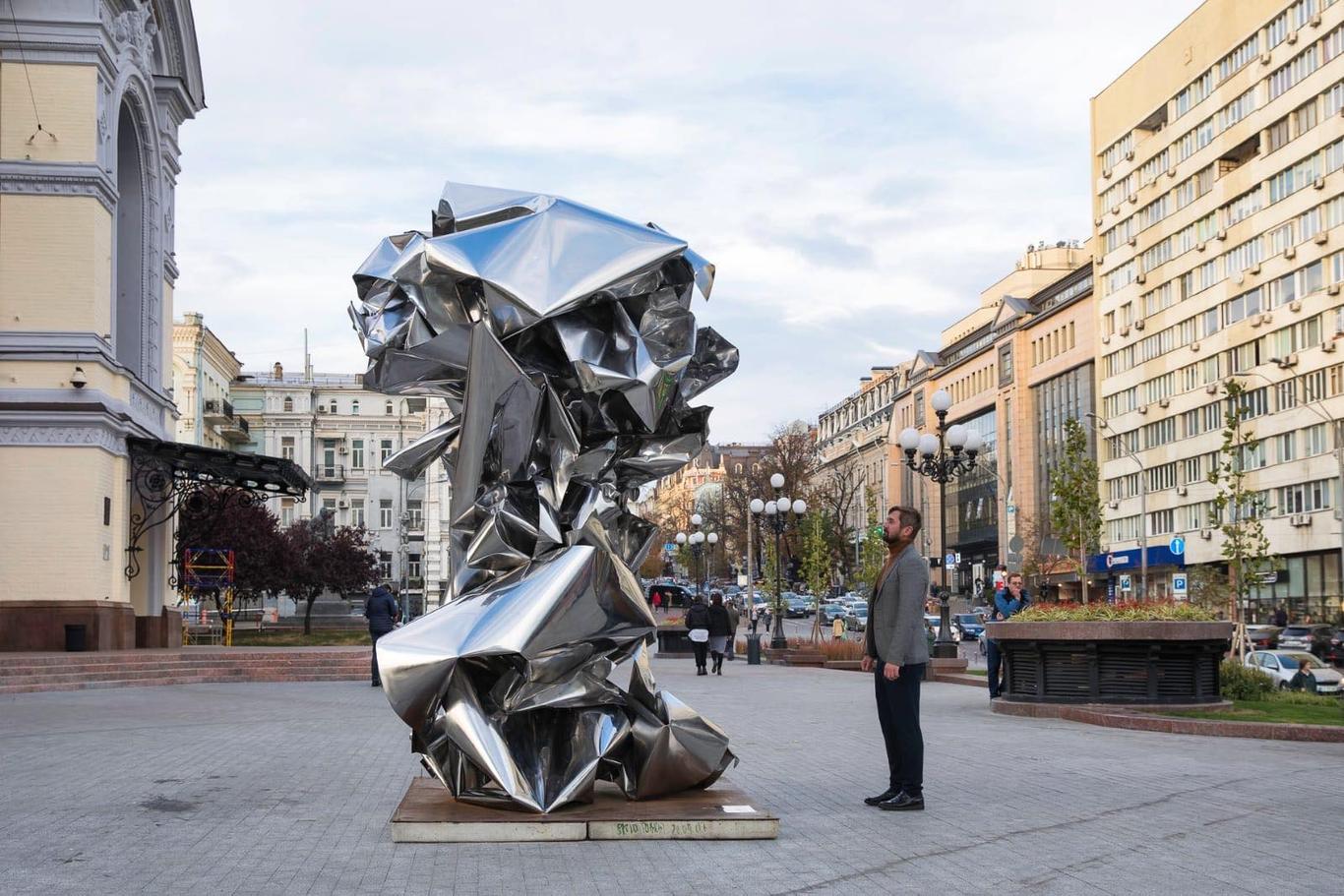 У мистецтві має бути провокація, інакше не буде ніякої реакції й діалогу — художник Михайло Деяк