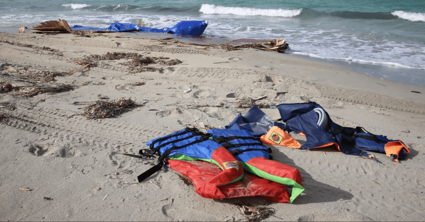 Біля берегів Лівії знайшли тіла 28 мігрантів, ще троє — вижили