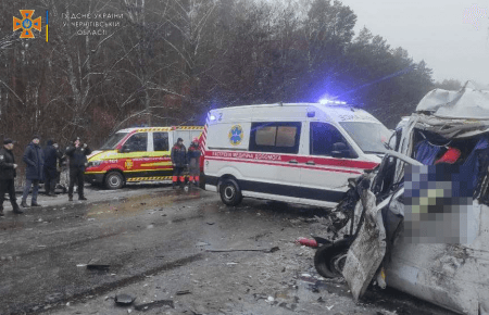 ДТП на Чернігівщині: попередньо 11 загиблих, 8 постраждалих