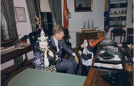 Національне управління архівів і записів США оприлюднило документи у справі про вбивство Джона Кеннеді