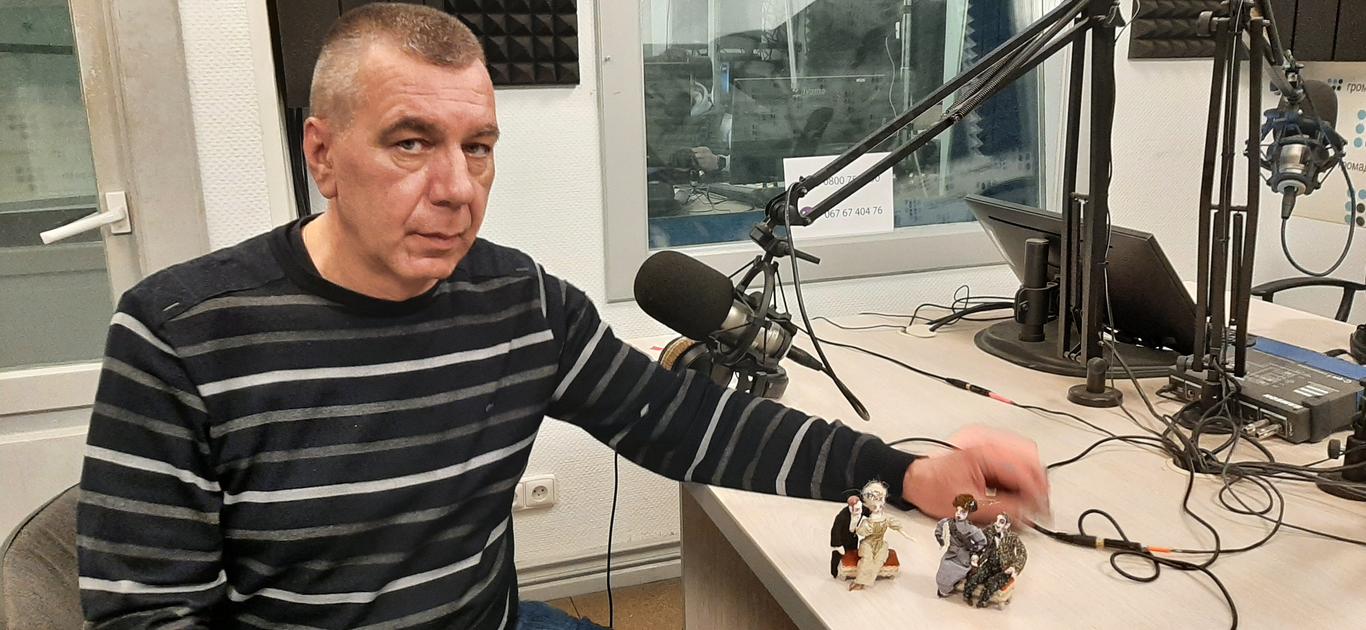 «Біблійна історія» Миколи Леонтовича у виставі Паперового театру «На Русалчин Великдень»