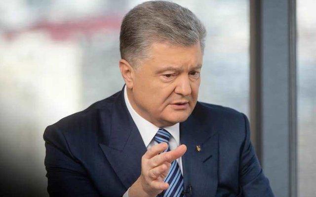 Суд назначил время заседания по делу Порошенко