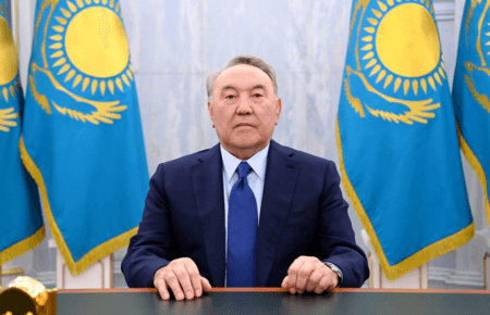 Экс-президент Казахстана впервые выступил с обращением с начала протестов: говорит, что остался в стране
