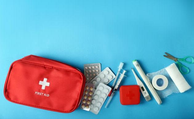 В Минздраве рассказали, что должно быть в аптечке первой помощи на случай чрезвычайной ситуации