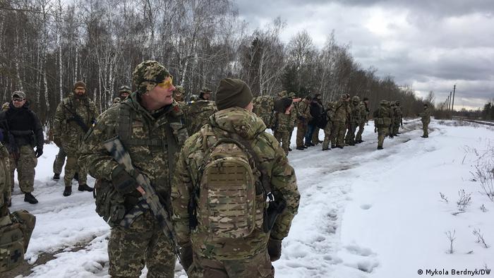 Рада начала принятие законопроекта, который позволит привлекать тероборону для выполнения задач в зоне ООС