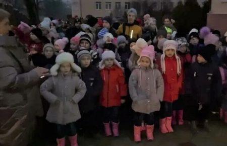 Першочергово з «Л/ДНР» вивозять дитбудинки