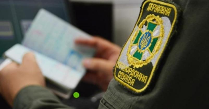 Оккупанты обстреляли село в Херсонской области, погиб пограничник