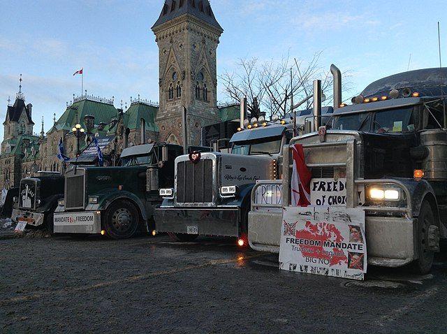 В Оттаві оголосили надзвичайний стан через протести далекобійників проти вакцинації